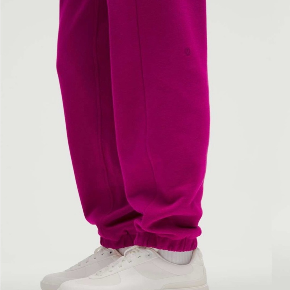 Lululemon Scuba Mid-Rise Oversized Jogger *Regular
Ripened Raspberry size XXS - Picture 6 of 14